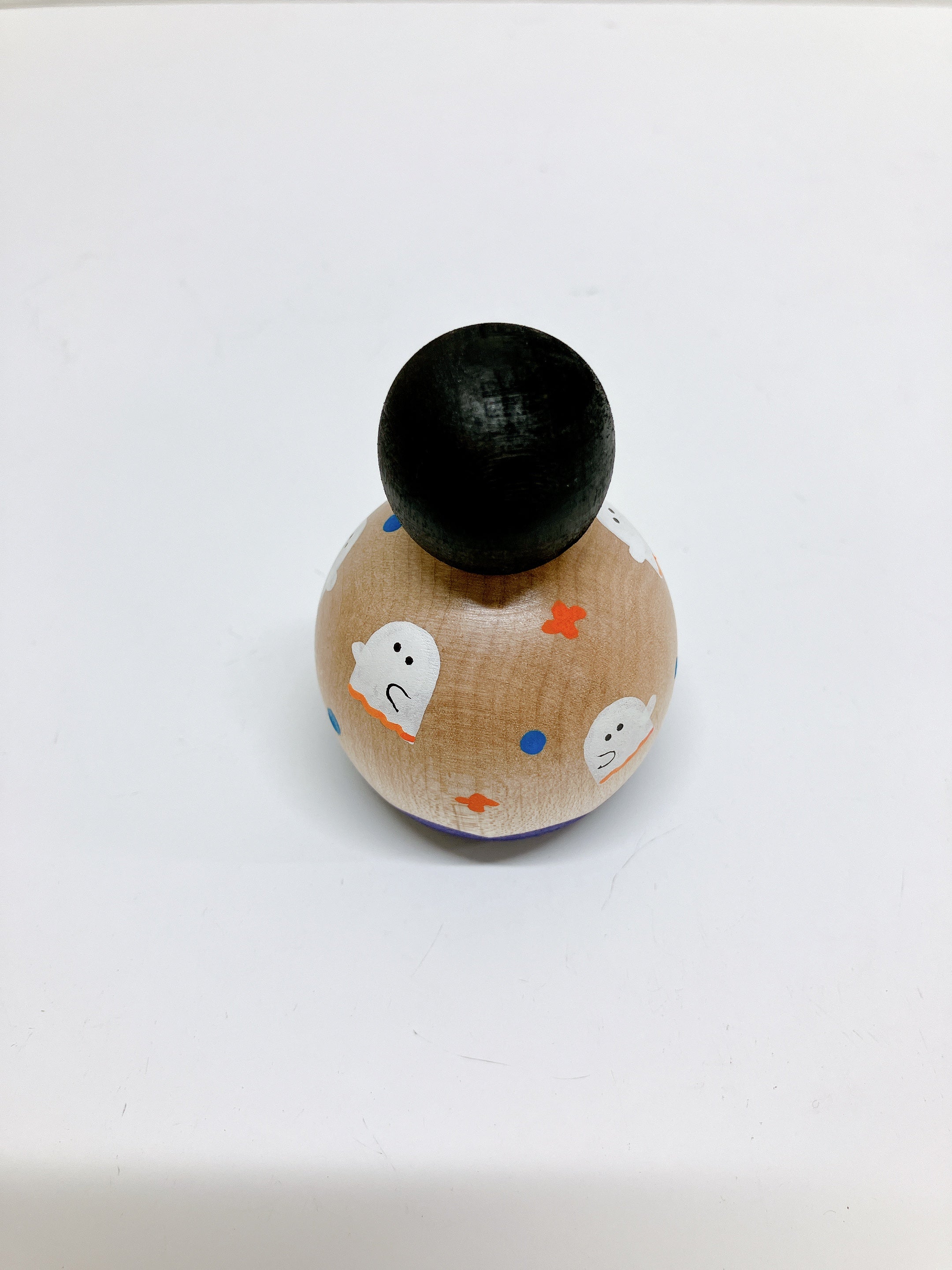 ハロウィンこけし－ゴースト－　志田楓工人　【山形県／菊摩呂こけし】約70㎜×48㎜