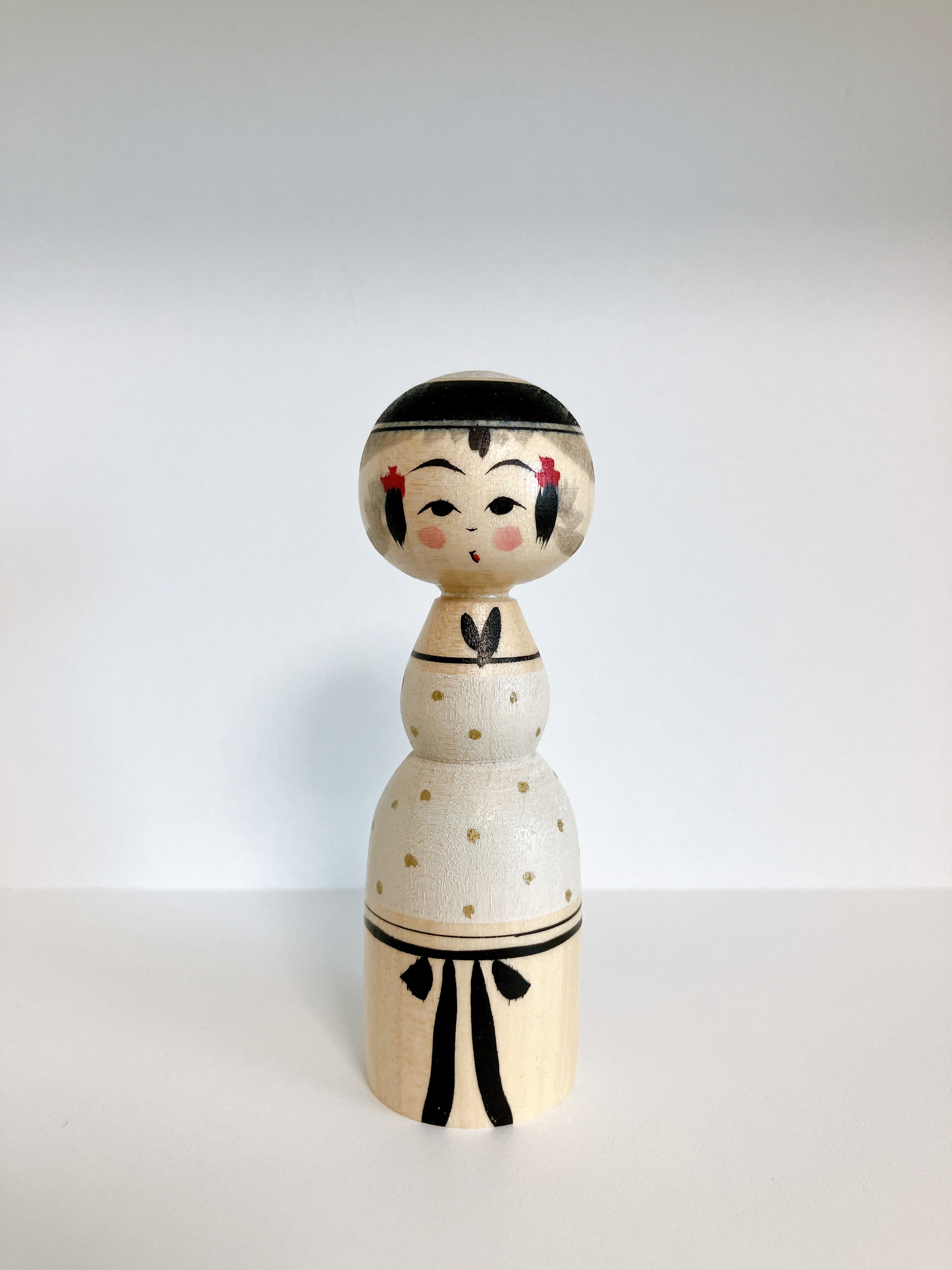 オリジナルドレスこけし　池内潮音工人　【宮城県／弥次郎こけし】